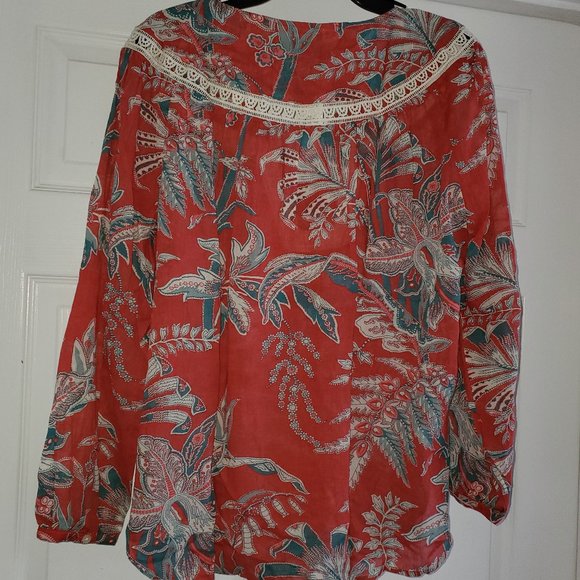Loft Blouse - Picture 3 of 8